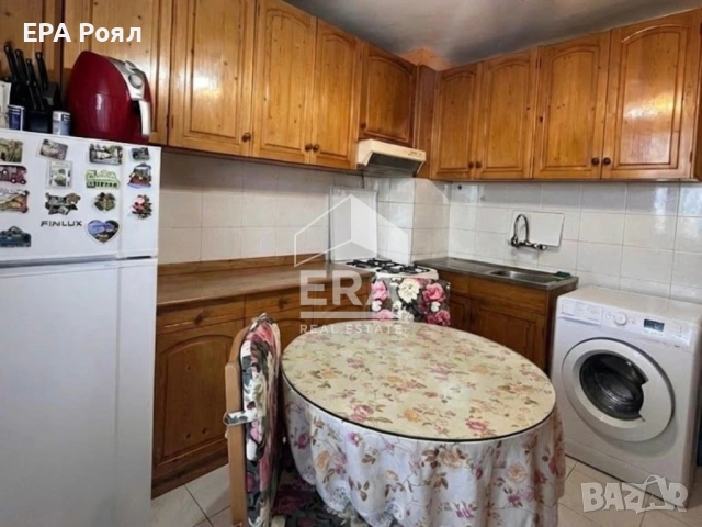 Посторен четиристаен апартамент в центъра на гр. Русе, снимка 4 - Апартаменти - 54038844