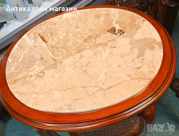 Антикварна кръгла помощна масичка / постамент в стил Луи XV с мраморен плот , снимка 4 - Маси - 54971631
