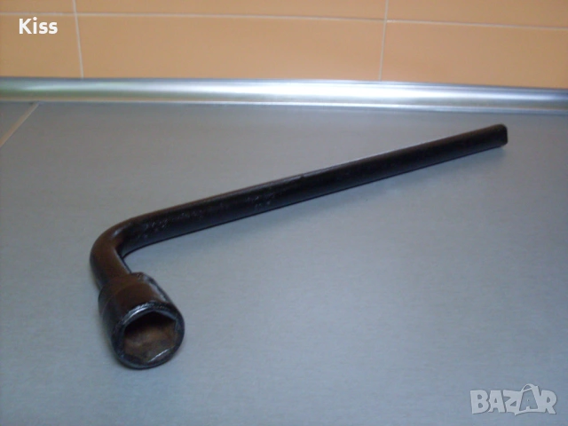 Ключове за джанти и за крик., снимка 9 - Ключове - 54015108