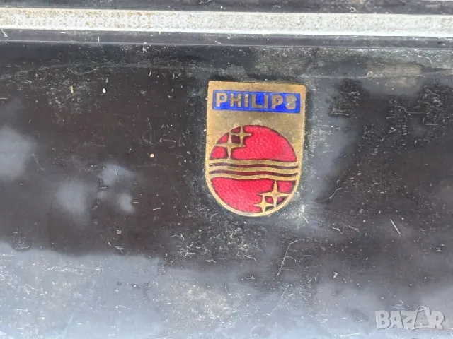 продава радаио Philips, снимка 2 - Антикварни и старинни предмети - 55578910