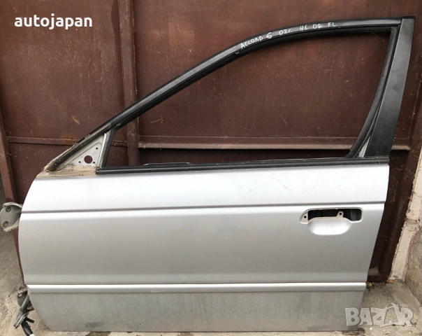 Предна лява врата без стъклоповдигач Honda Accord 6 2002
