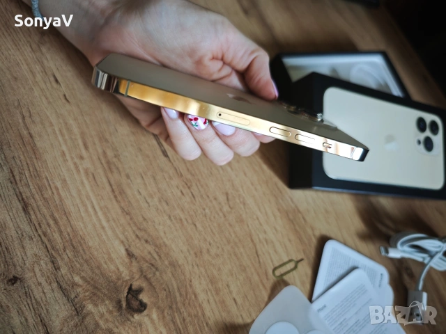 iPhone 13 Pro 128GB Gold + Apple Watch SE 44mm, снимка 5 - Apple iPhone - 54962988