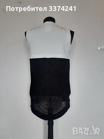 Мъжки спортен елек Nike, снимка 2 - Спортни дрехи, екипи - 53963860