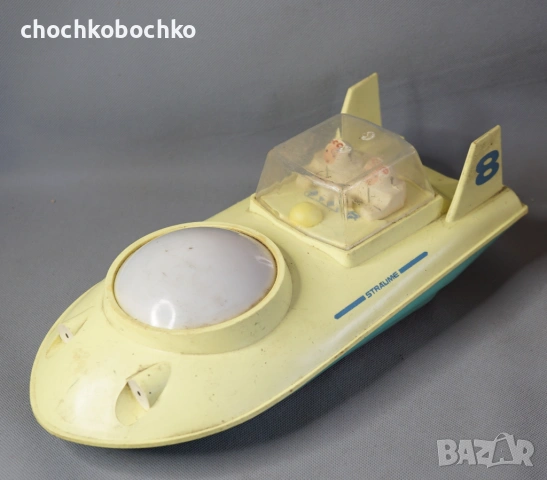 Стара Руска пластмасова космическа играчка модел луноход