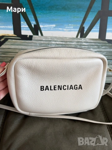 Оригинална Кожена Чанта Balenciaga , снимка 8 - Чанти - 55183364