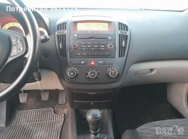 Киа сийд, снимка 6 - Автомобили и джипове - 54443577