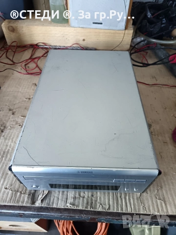 CD DVD плейър Yamaha DVD-E810, снимка 2 - Ресийвъри, усилватели, смесителни пултове - 54541489