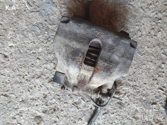 Предни спирачни апарати Audi A4 B5 1.8i 125, снимка 5 - Части - 54751606