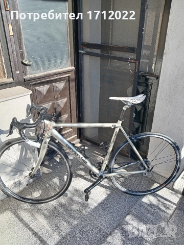 Шосеен велосипед Cannondale r700 Campagnolo, снимка 9 - Велосипеди - 54044781