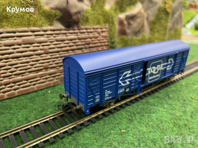 Вагон товарен хладилен 2-осен Роко HO 1:87 влак ЖП модел, снимка 8 - Колекции - 54009781