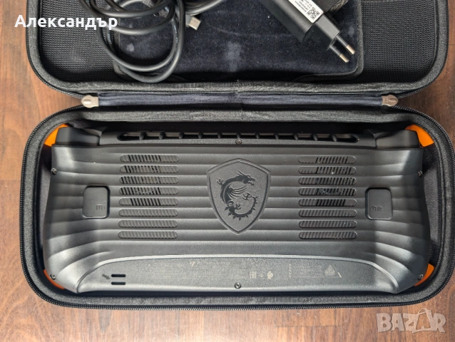Преносима конзола MSI Claw 8 ai+, снимка 2 - Други игри и конзоли - 54800588