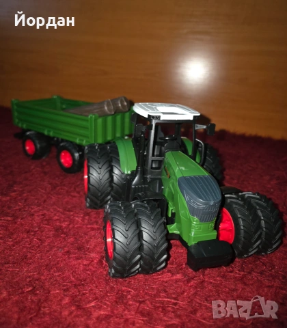 Трактор декорации, играчки, снимка 4 - Коли, камиони, мотори, писти - 55090905