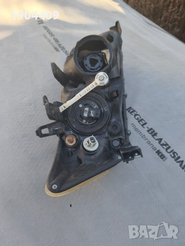 ФАРОВЕ ПРЕДНИ ТОЙОТА РАВ4 2012 ОРИГИНАЛ ЗА МОДЕЛА, снимка 4 - Части - 54099873