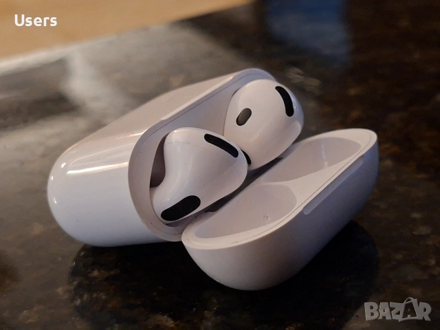 Apple AirPods 4 39 евро, снимка 2 - Bluetooth слушалки - 54856184