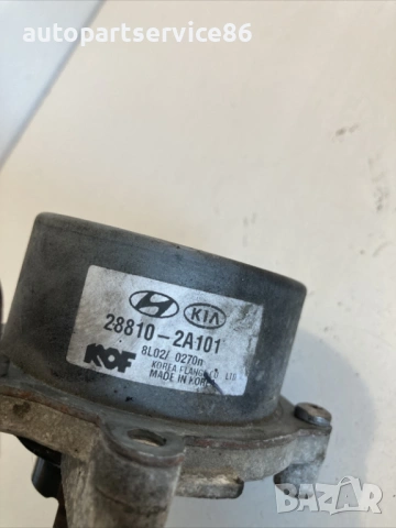 Вакуум помпа за Hyundai I30 1.6 Crdi (2009) 28810-2A101, снимка 2 - Части - 54413756