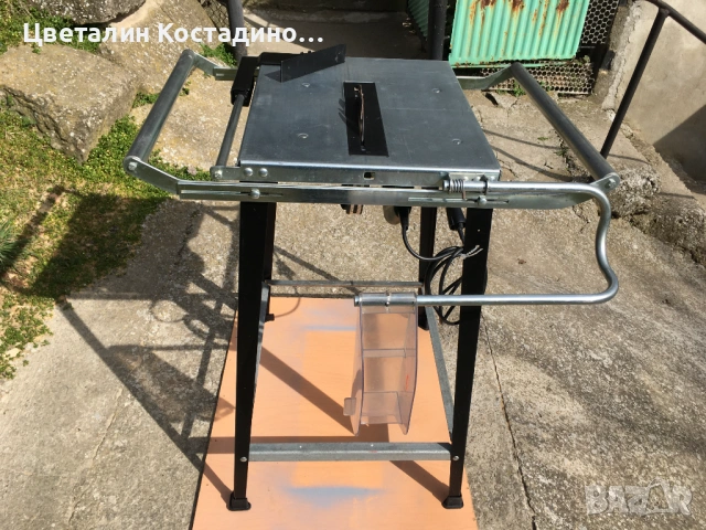 настолен циркуляр Bosch, със стойка Bosch, снимка 2 - Триони и циркуляри - 53986611
