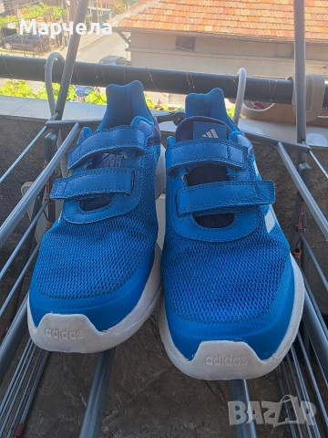 Маратонки Adidas, снимка 4 - Детски маратонки - 54440154