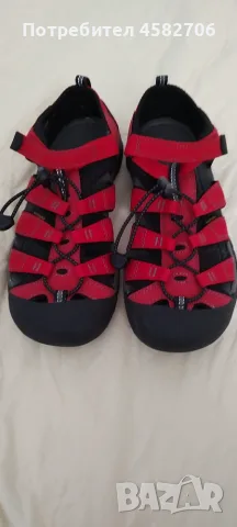 детски сандали KEEN