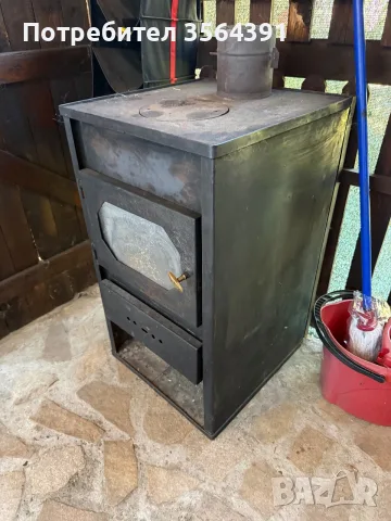 Камина на дърва 