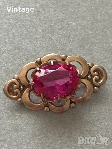Антикварна съветска сребърна позлатена брошка с рубин 