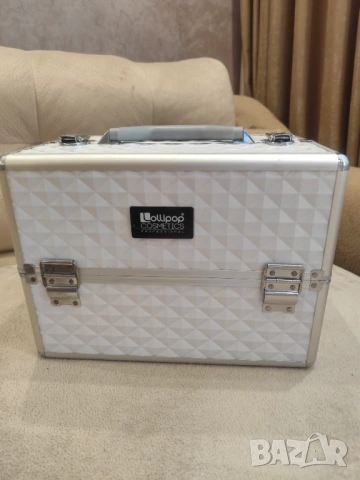Професионален куфар за грим Lollipop Cosmetics 