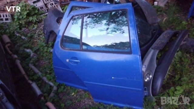Врати за VW Golf 4 , снимка 3 - Части - 54996855