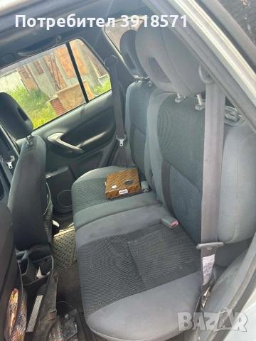 Продавам Toyota RAV4 2.0 D4D на части, снимка 6 - Автомобили и джипове - 54573415