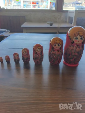 Ръчно рисувана руска матрьошка – комплект от 7 дървени кукли