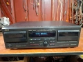 Продава се двукасетен дек Akai DX-W1100., снимка 1