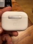 Продавам оригинален Apple AirPods Pro 2nd Gen charging case + 1 слушалка., снимка 2
