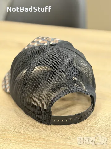 Оригинална шапка Dsquared2 , снимка 2 - Шапки - 55378957