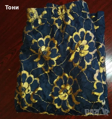 Нова Дамска Дантелена Черна Пола с Цветя S, снимка 2 - Поли - 55539201