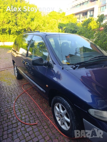 Chrysler Voyager 2.4 газ/бензин , снимка 2 - Автомобили и джипове - 54944376