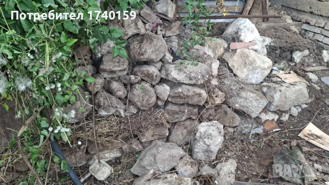 Продавам камъни 