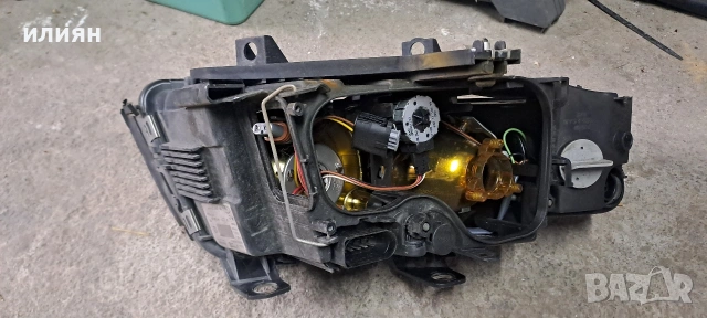 Фар за Audi A4 Cabrio Xenon ляв 2003 2004 2005г 8H0941003BA, снимка 7 - Части - 35239622