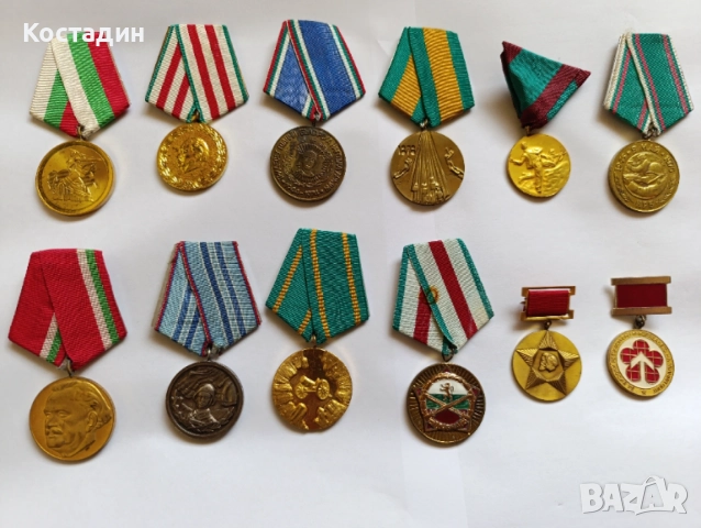 Лот от ордени и медали