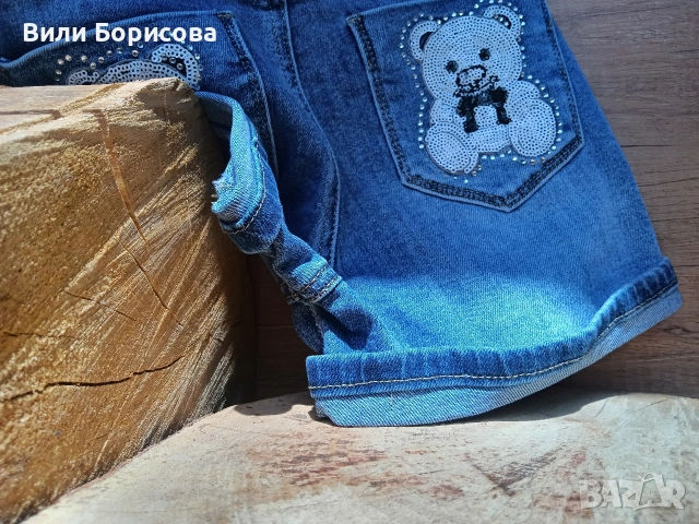 Деним къси дамски панталони с бродирано мече- свежо допълнение към летният аутфит, снимка 2 - Къси панталони и бермуди - 54482037
