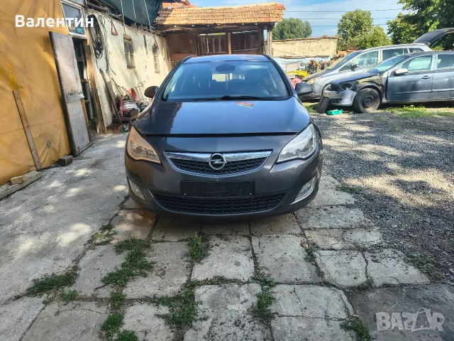 На Части Opel Astra J 1, 7cdti А17DTR , снимка 2 - Автомобили и джипове - 55436802