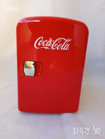 Мини Хладилник Coca Cola, снимка 2 - Хладилници - 54792421