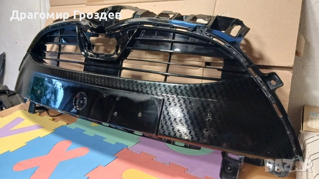 Горна радиаторна решетка за Toyota Yaris IV / Тойота Ярис 4 (след 2019 г ), снимка 3 - Части - 54709740
