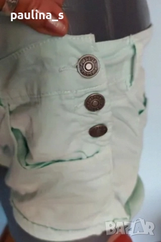 Два различни броя / Дамски гащеризон - с криле и шорти солей и "FB sister" , снимка 18 - Гащеризони - 54014812