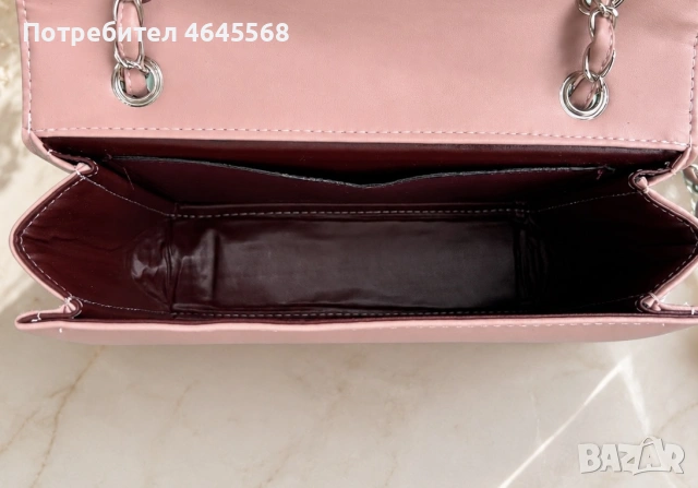 Кожена чанта GUESS, снимка 2 - Чанти - 55152905