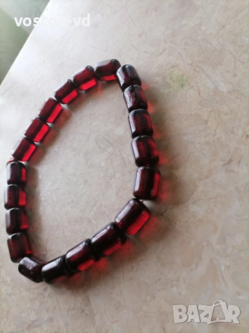 БРОЕНИЦА ЧЕРВЕН КЕХЛИБАР , снимка 6 - Други ценни предмети - 54357940