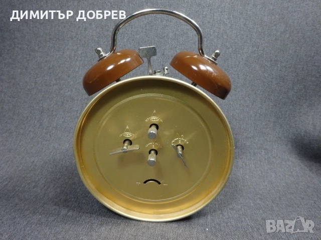 СТАР РЕТРО СОЦ МЕХАНИЧЕН ЧАСОВНИК БУДИЛНИК INSA YUGOSLAVIA, снимка 5 - Антикварни и старинни предмети - 54113486