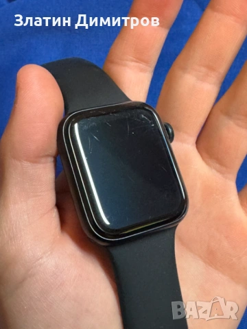 Apple Watch SE (2nd Generation) (GPS, 44mm), снимка 2 - Смарт гривни - 54213051