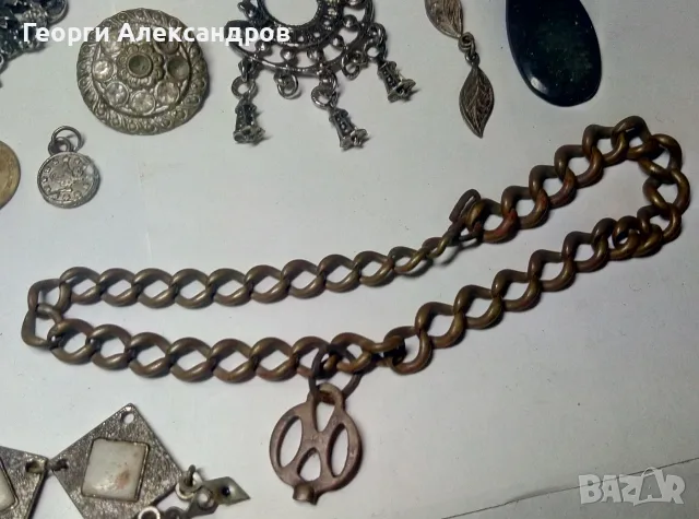 Колекция ПЕНДАРИ и ЕТНОГРАФСКИ УКРАШЕНИЯ За НОСИЯ Стари НАКИТИ За Украса МЕД БРОНЗ МОНЕТИ КЮСТЕК ..., снимка 3 - Антикварни и старинни предмети - 55398117