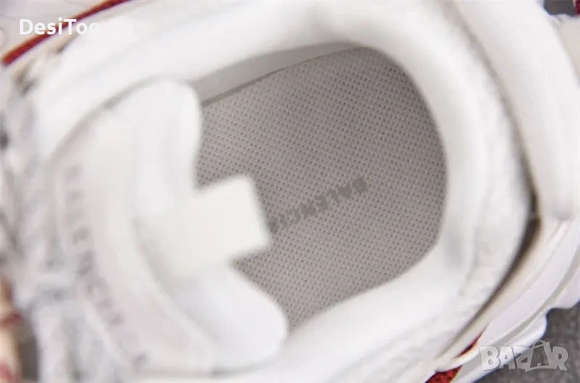 Balenciaga Track Sneaker "White/Red Laces , снимка 11 - Маратонки - 54358362