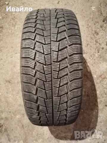 Продавам 1 брой зимна гума 225.45.17 дот 2020 Gislavd 