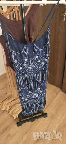 Дамска рокля с камъни и пайети
