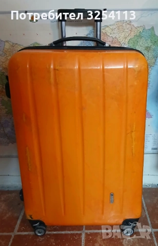 Куфар голям твърд 